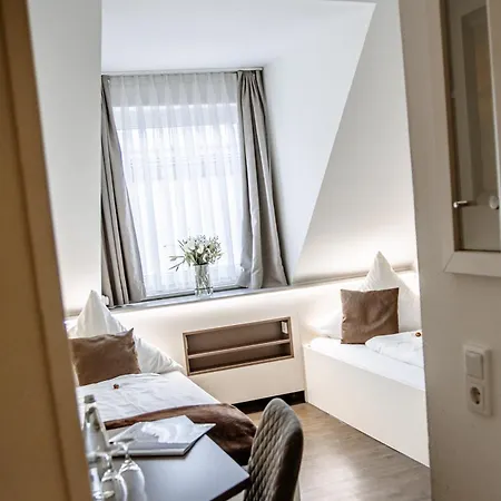 Hotel Garni 2*